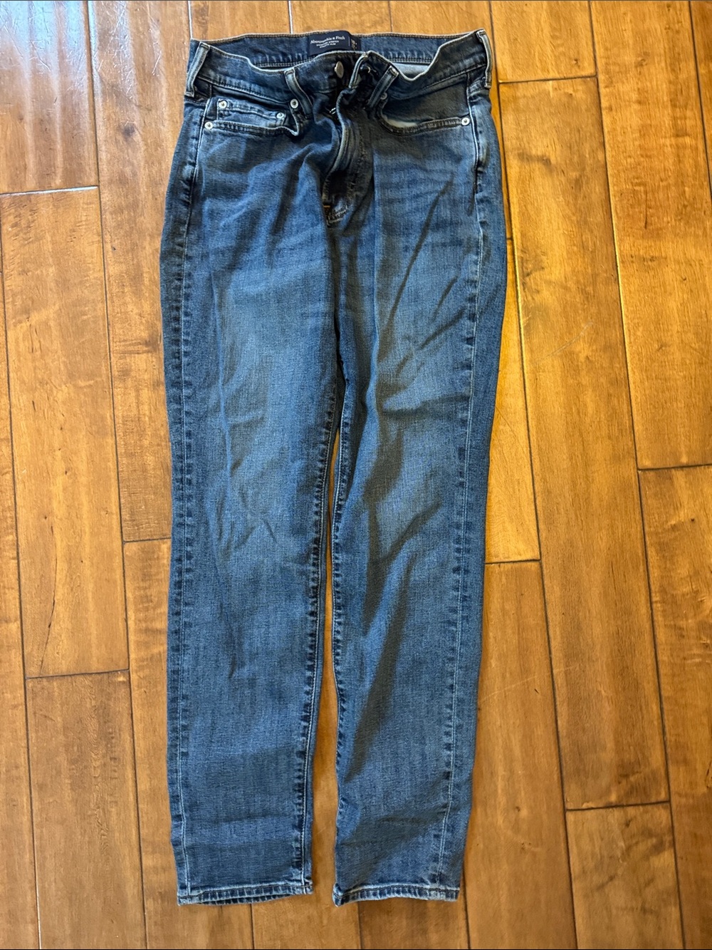 Abercrombie & Fitch Dark Blue Skinny Jeans 30x32 Get hemmed to your length